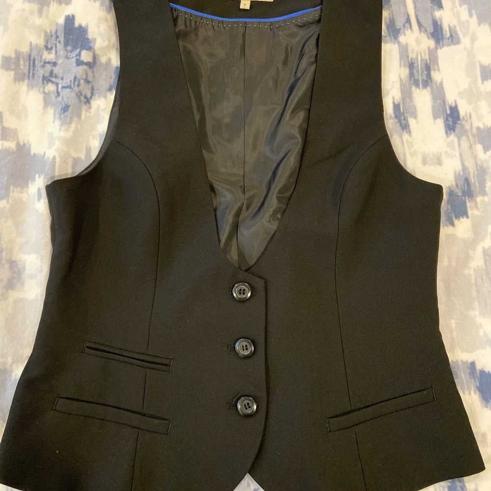 RW&CO. Black Sleeveless Vest Top